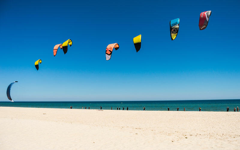 Livin Tavira - Kite Surf on Barril Beach
